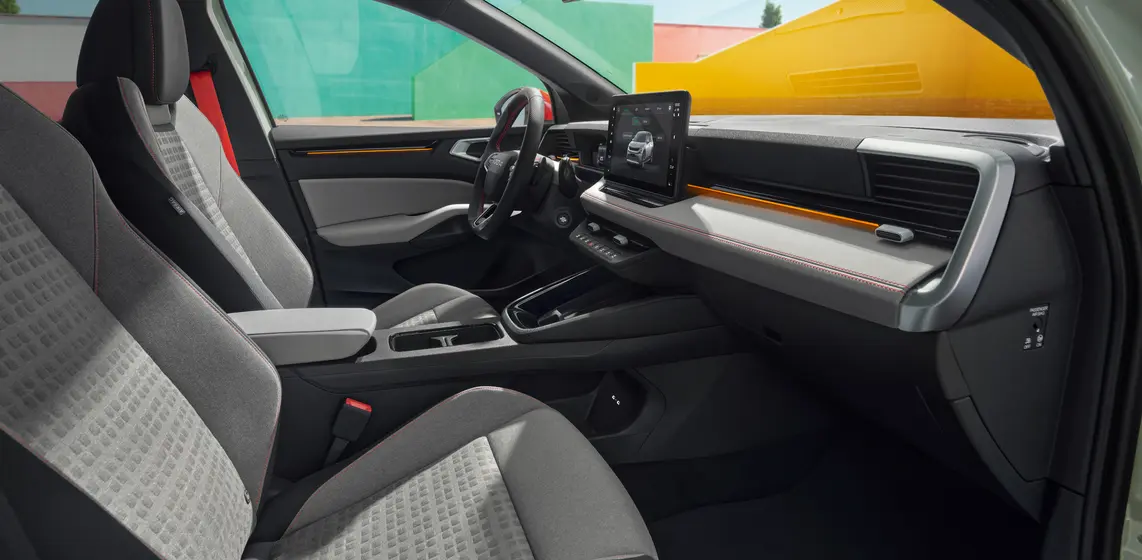 Interior 6