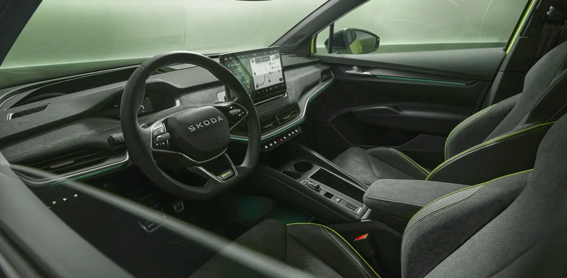 Interior 6