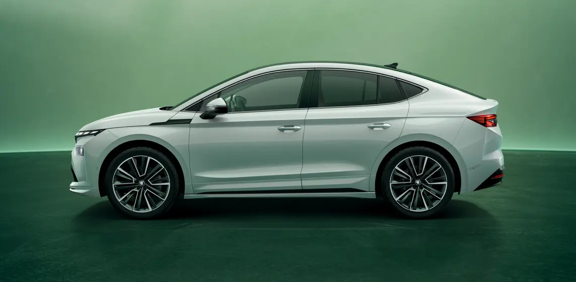 Modernizovaný vzhled a optimalizovaná kola z lehkých slitin zajišťují vyšší aerodynamickou efektivitu. Enyaq Coupé se tak může pochlubit hodnotou koeficientu odporu vzduchu dokonce již od 0,225.