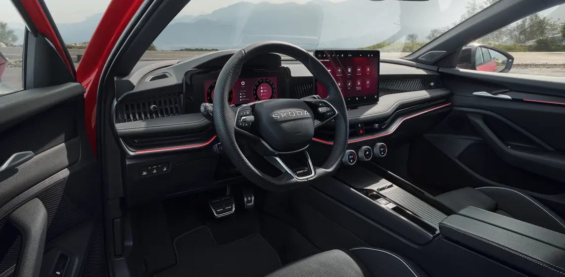 Interior 04