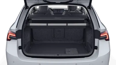 Octavia Combi 130 let Premium