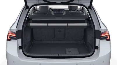 Octavia Combi 130 let Premium