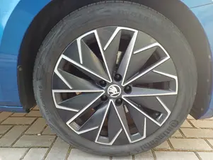 Škoda Superb L&K