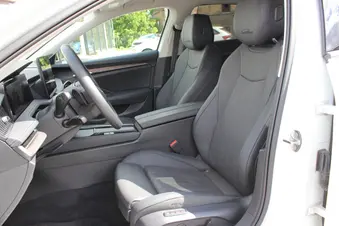 Škoda Superb L&K