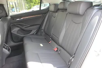 Škoda Superb L&K