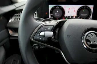 Škoda Superb L&K