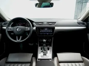 Škoda Superb L&K