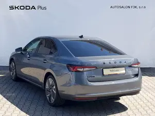 Škoda Superb Selection