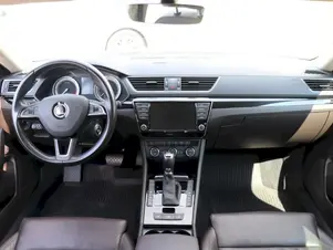 Škoda Superb L&K