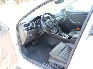 Škoda Superb L&K