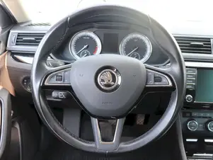 Škoda Superb L&K