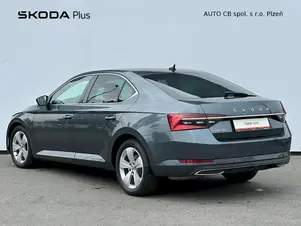 Škoda Superb L&K