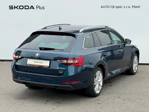 Škoda Superb Style