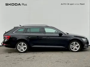 Škoda Superb Style Plus