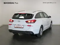i30