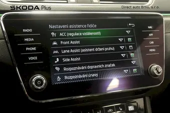Škoda Superb 