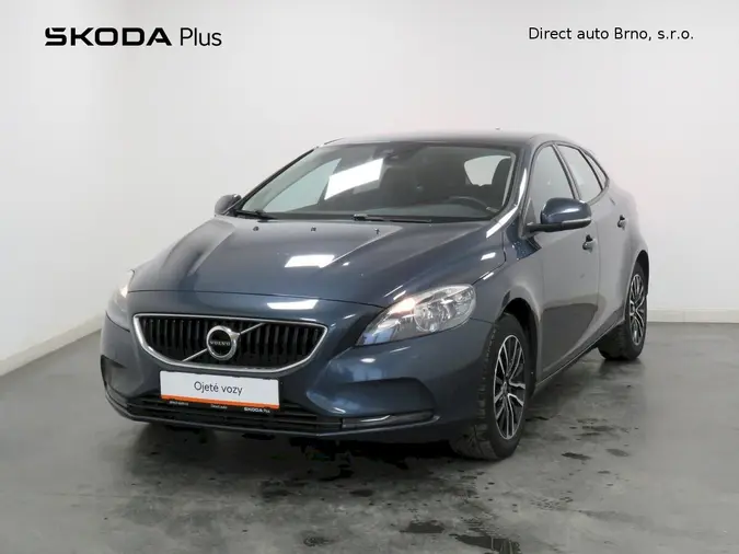V40