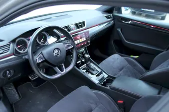 Škoda Superb SportLine