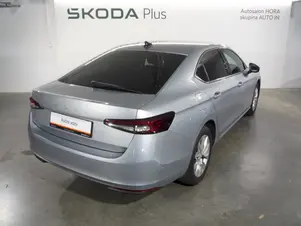 Škoda Superb L&K