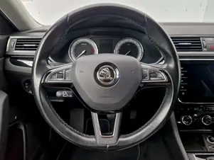 Škoda Superb L&K