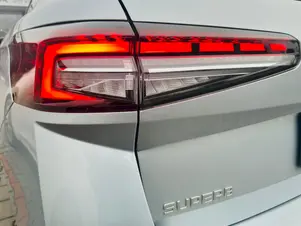 Škoda Superb L&K