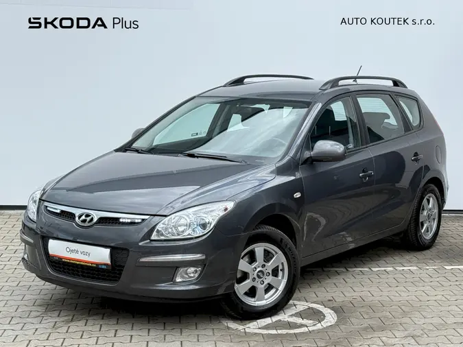 i30