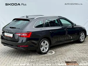 Škoda Superb Ambition