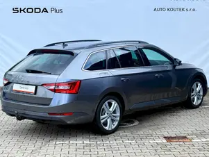 Škoda Superb Ambition