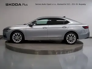 Škoda Superb Selection