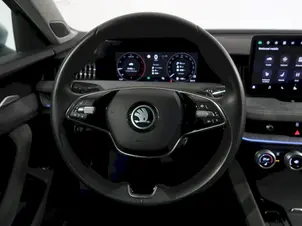 Škoda Superb Selection