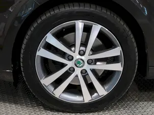 Škoda Superb L&K