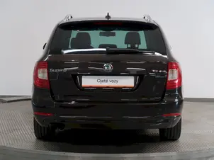 Škoda Superb L&K