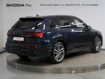 Q7 