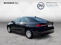 Octavia Active