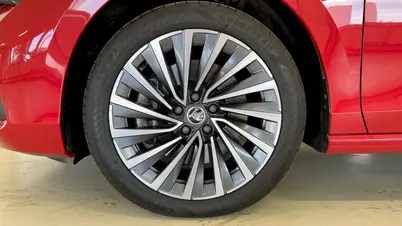 Škoda Superb L&K