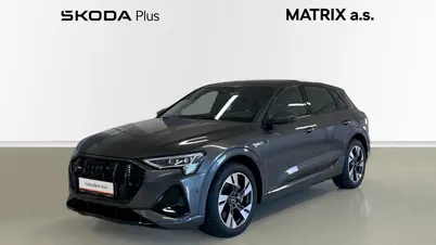 Audi E-tron 