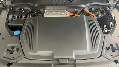 Audi E-tron 