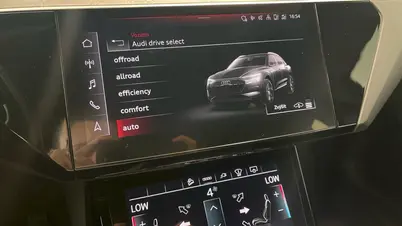 Audi E-tron 