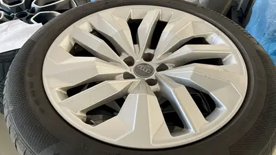 Audi E-tron 