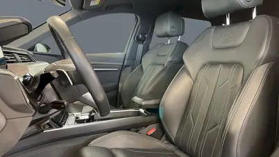 Audi E-tron 