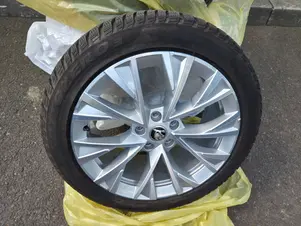 Škoda Superb L&K