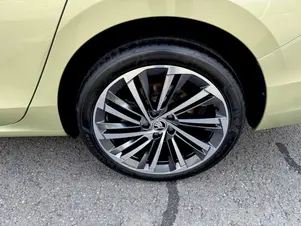 Škoda Superb L&K