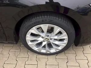 Škoda Superb Selection