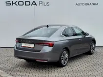 Octavia Top Selection