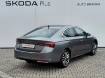 Octavia Top Selection