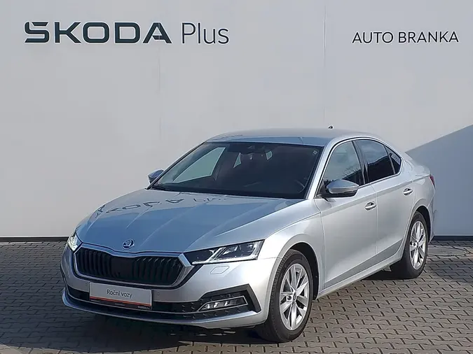 Octavia Style Plus