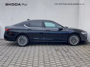 Škoda Superb L&K
