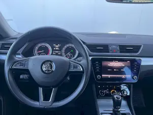 Škoda Superb Ambition Plus