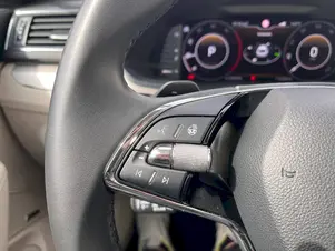 Škoda Superb L&K