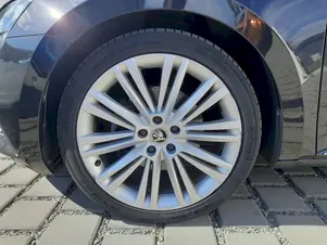 Škoda Superb L&K